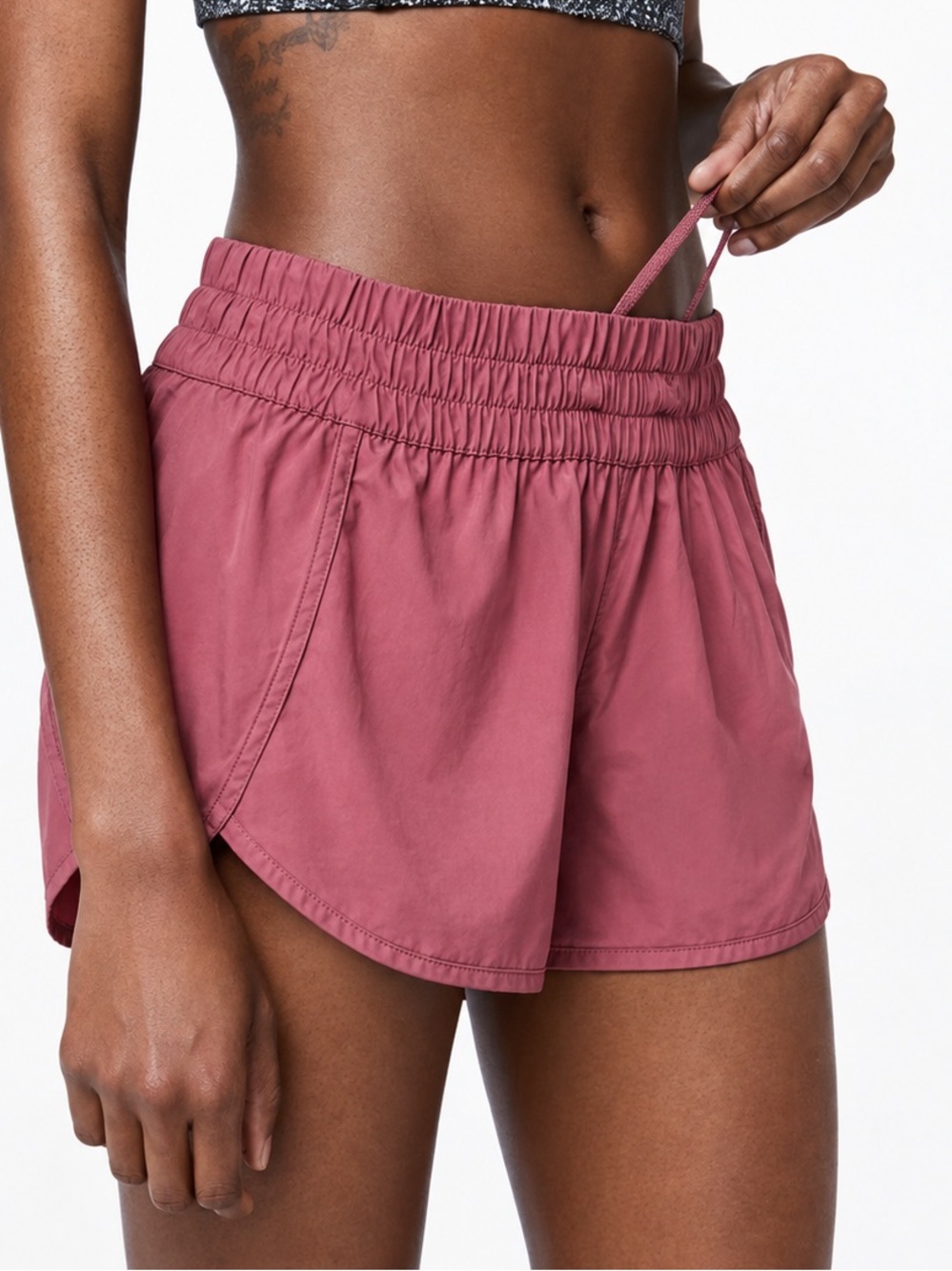 Lululemon Sz 6 Tracker V 4" Pink Running Active Wear Short